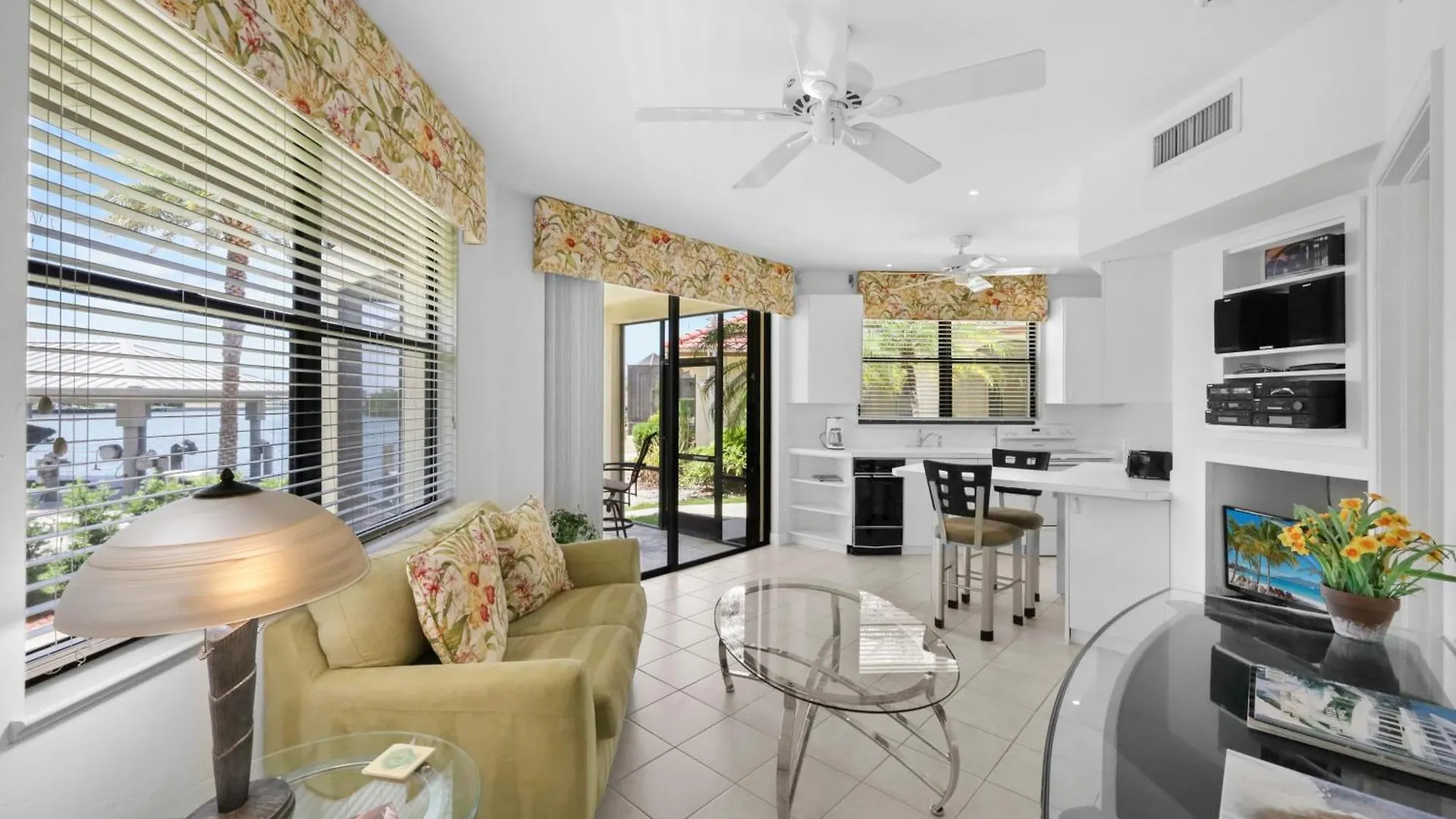 695 Embassy Court * Marco Island