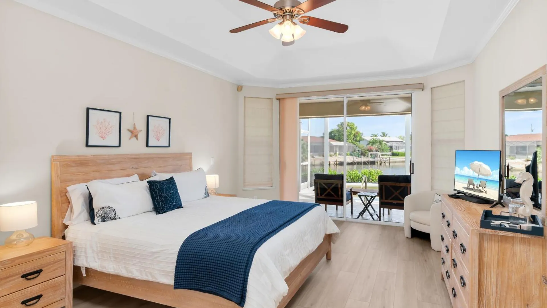 Holiday home The Seahorse House I Wide Views On Tip Lot Minutes From The Gulf Marco Island