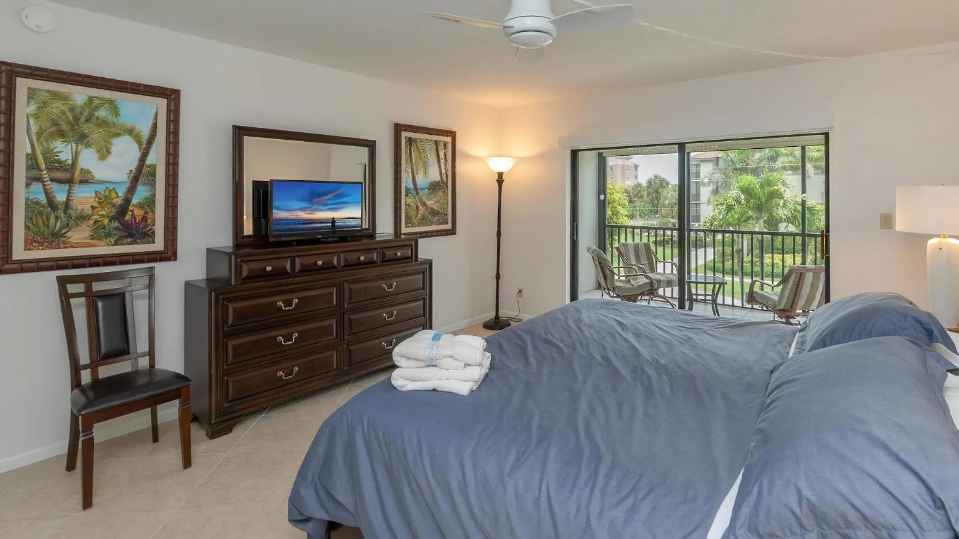 Harbour Boat Club 201 Marco Island