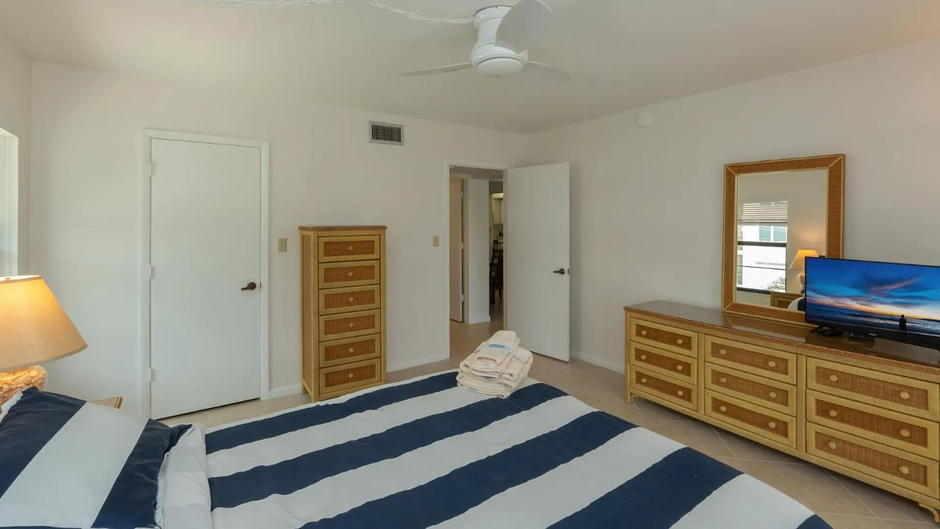 Harbour Boat Club 201 Apartment *