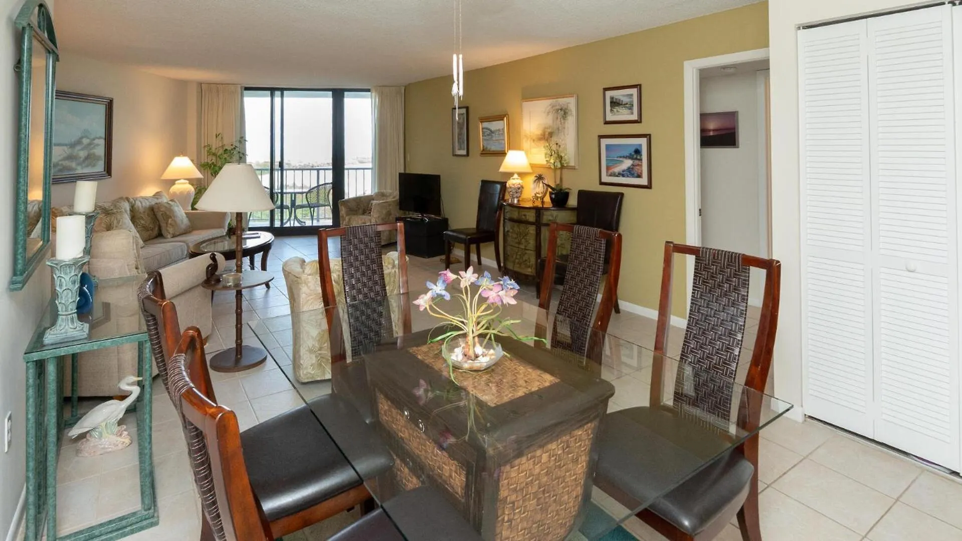 South Seas Tower 4-701 Apartment *
