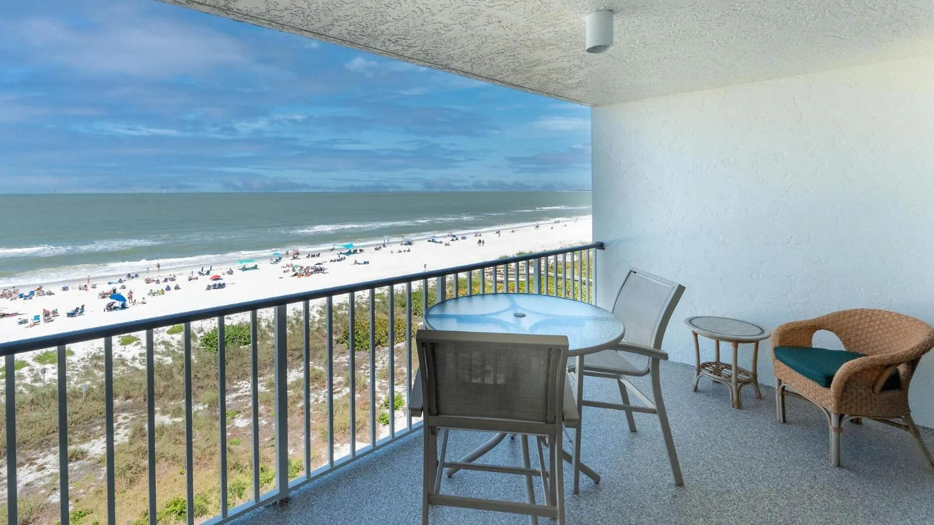 Apollo 505 Apartment