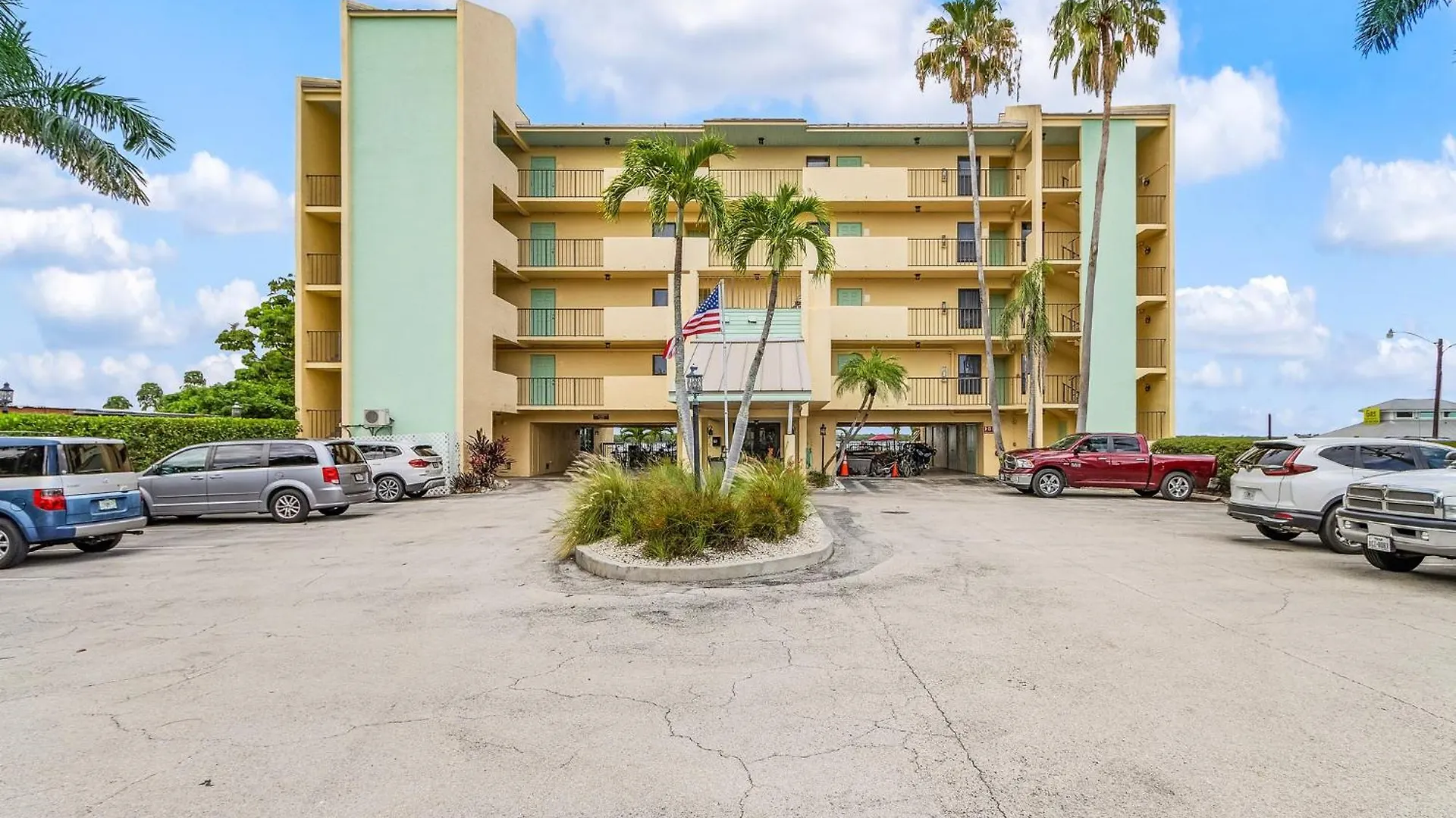 Apartment Sunrise Bay Marco Island