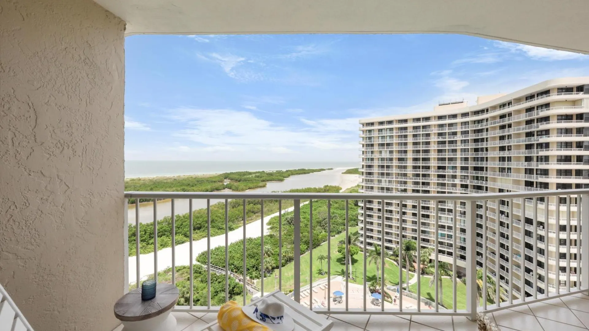 South Seas Tower 3-1401 Holiday home *