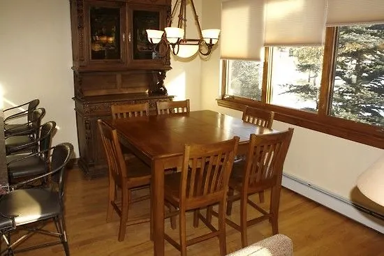 The Apollo On Apartment *