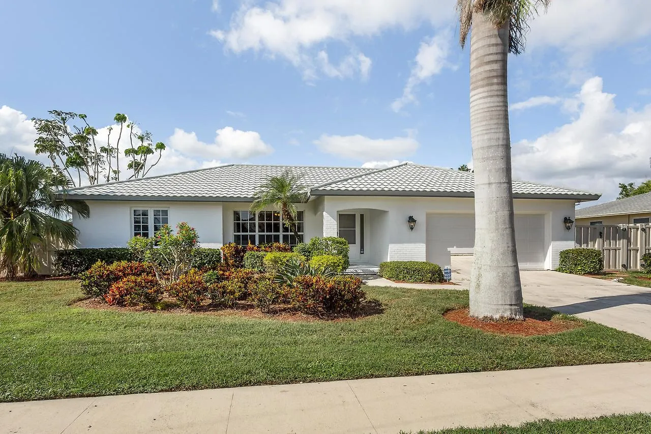 Palm Breeze Bliss * Marco Island
