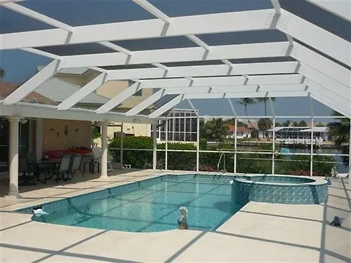 Marco Bay Holiday home