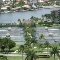 South Seas On The Gulf Aparthotel