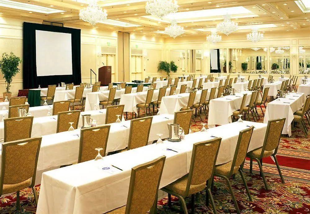 Hilton Grand Vacations Club Regency Hotel 4*