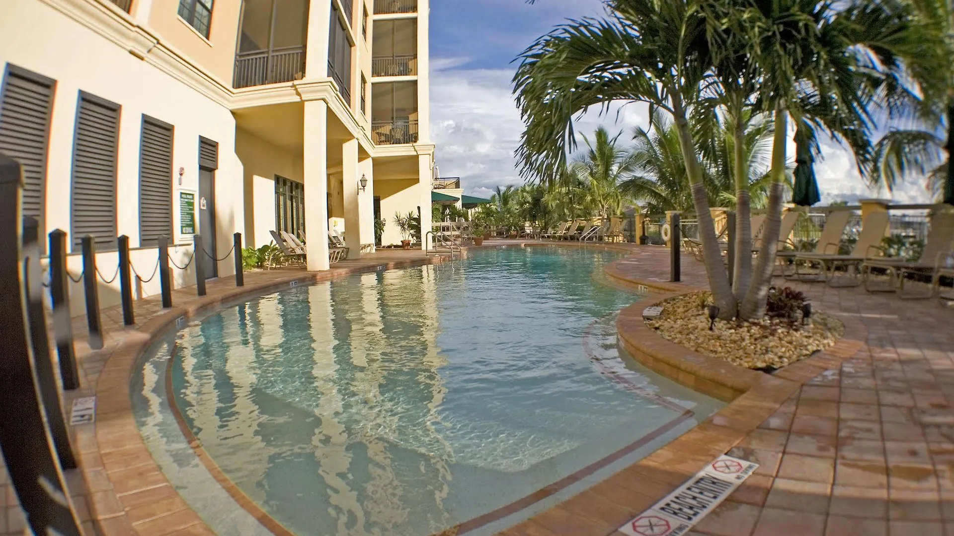 Club Vacations Sunset Cove Resort 5*