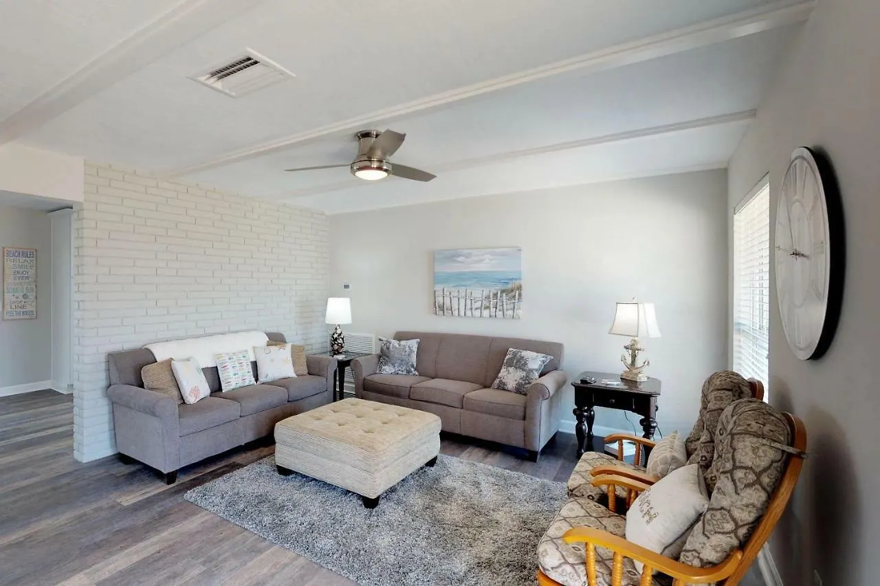 Shining Jewel On The Island Holiday home *