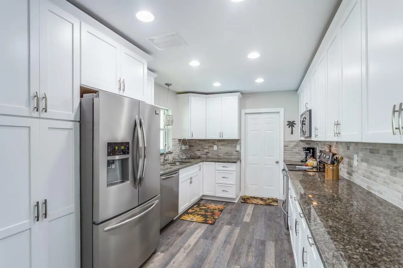 Shining Jewel On The Island Holiday home Marco Island