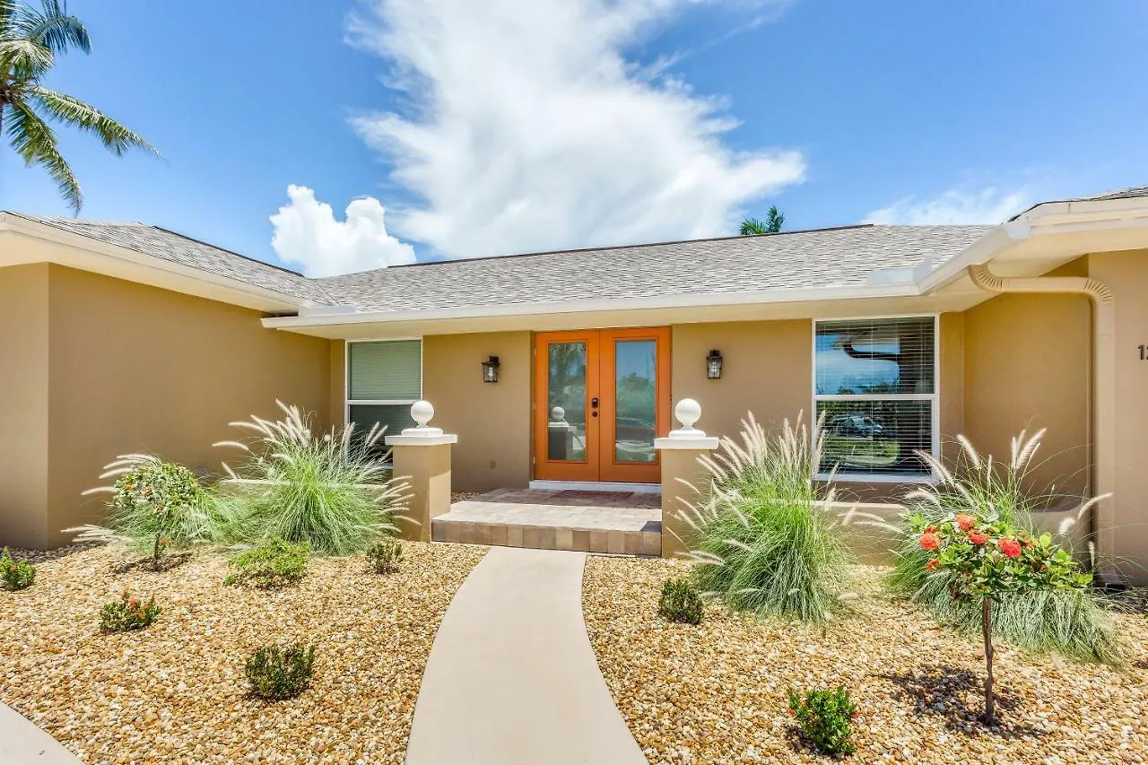 Shining Jewel On The Island Holiday home Marco Island
