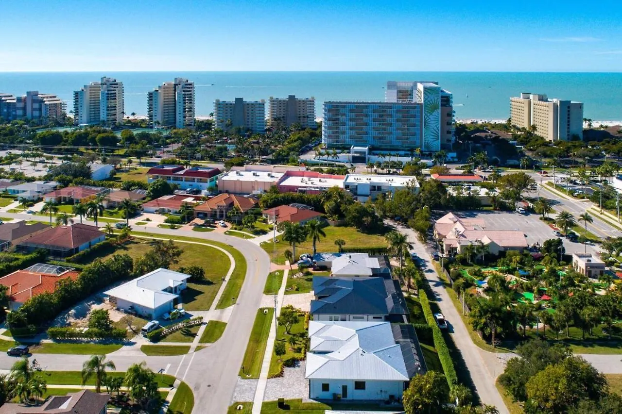 5 Min. Walk-luxurious Modern Pool Marco Island