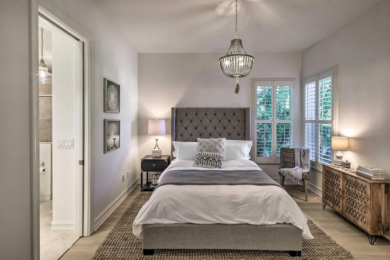 Luxury Island Oasis With Pool And Dock, 1 Mi To Beach! Marco Island