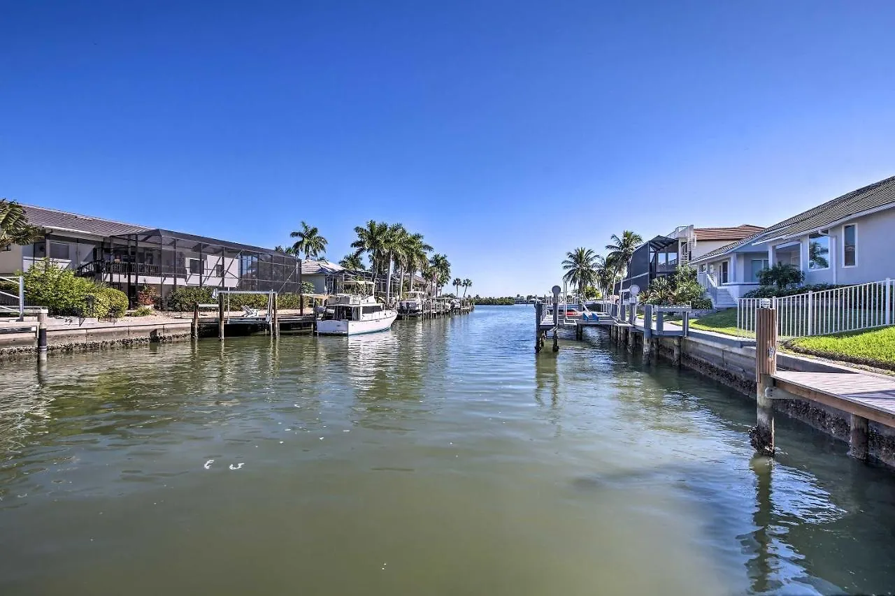 Holiday home Luxury Island Oasis With Pool And Dock, 1 Mi To Beach! Marco Island