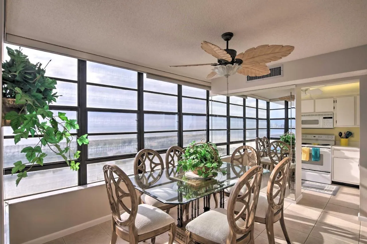 Beachfront With Pool! Marco Island