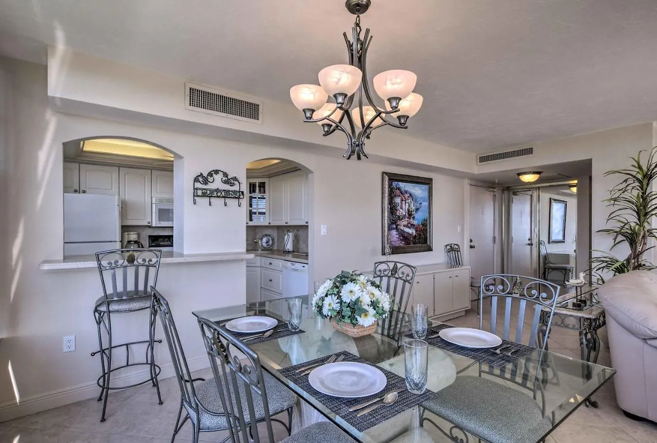 Apartment Sunny Getaway Community Amenities, Walk To Beach! *