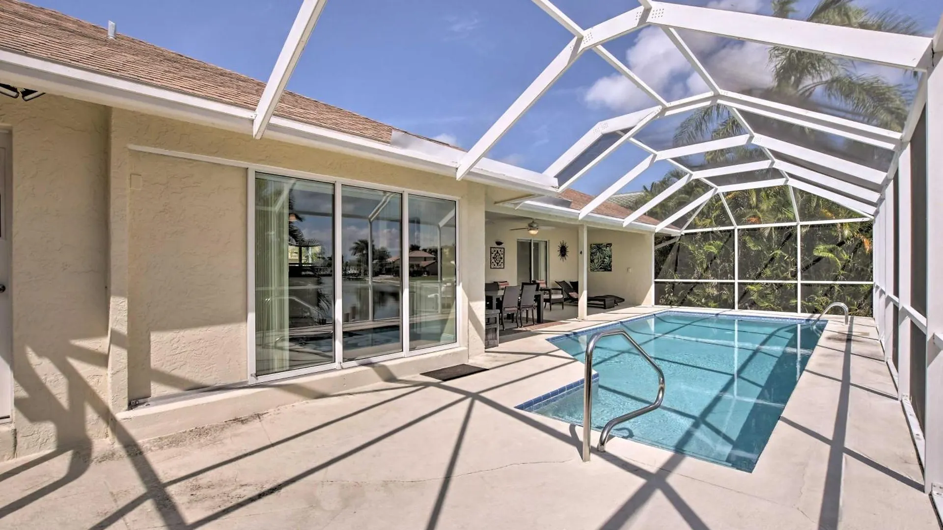 Holiday home Canalfront With Private Saltwater Pool! Marco Island