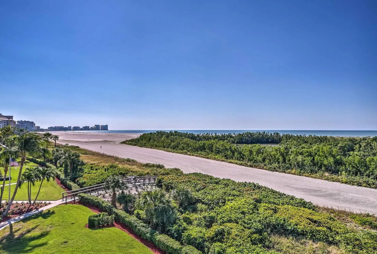 Apartment Sunny Getaway Community Amenities, Walk To Beach! *