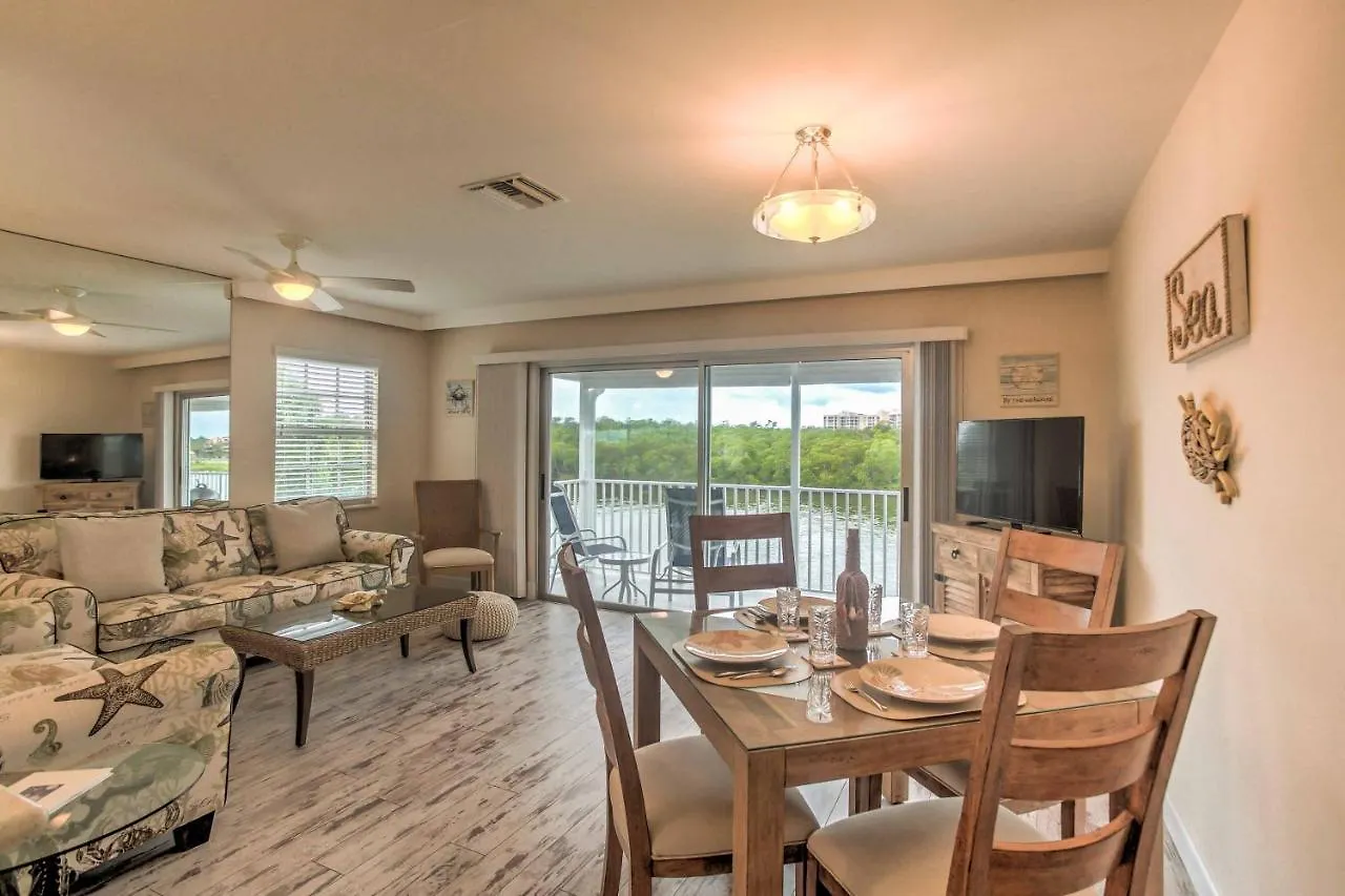 Waterfront Retreat With Shared Docks Apartment *