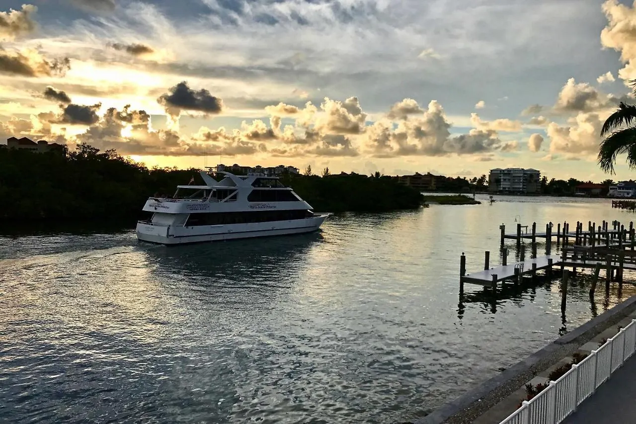 Waterfront Retreat With Shared Docks Marco Island