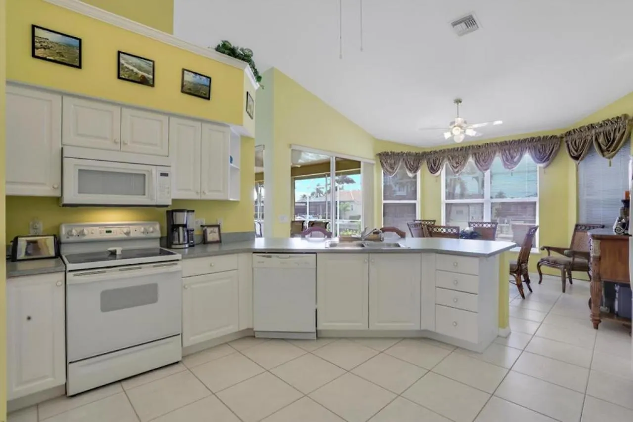 Holiday home Marquesas Ct. 320 Vacation *