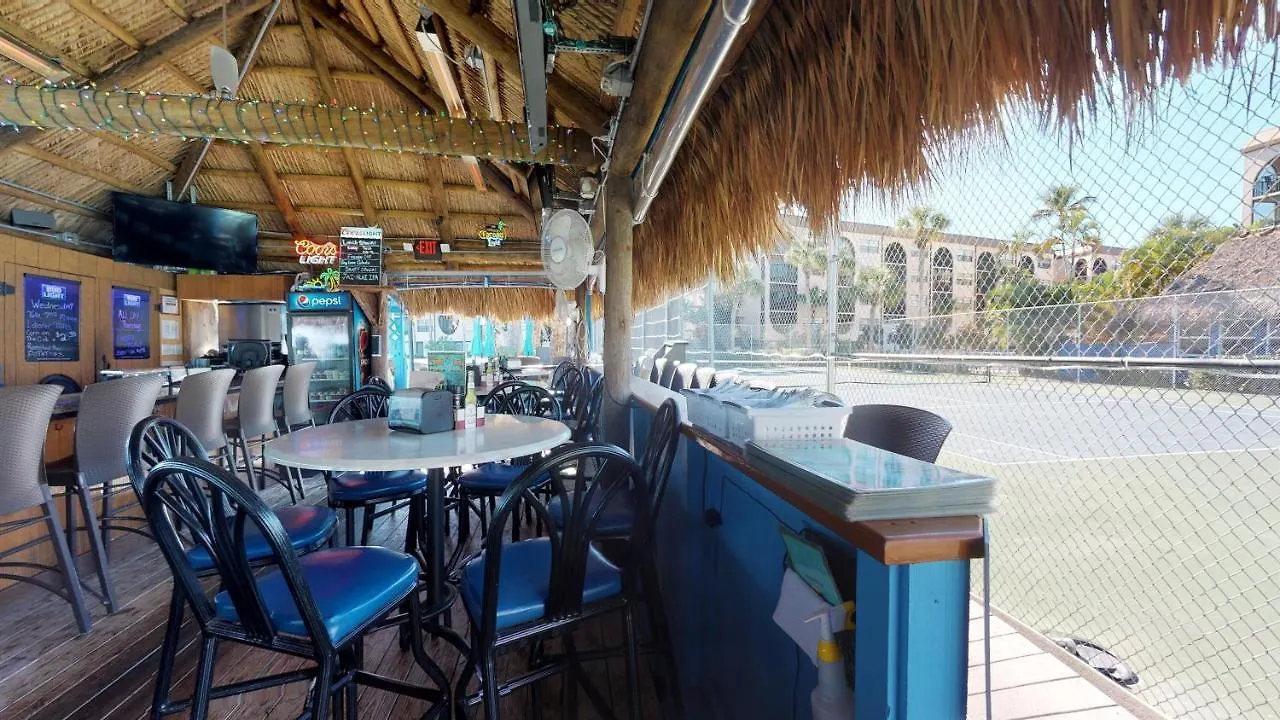 Renovated 2 Story 2 Bed 2 Bath Unit With On-site Dolphin Tiki *
