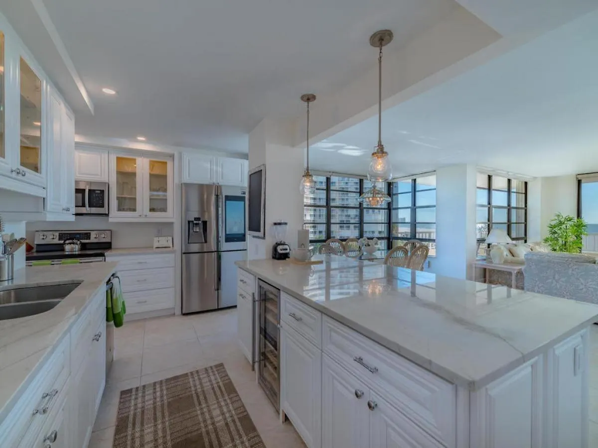 End Unit With Of Line Finishes I Wide Gulf Views! * Marco Island