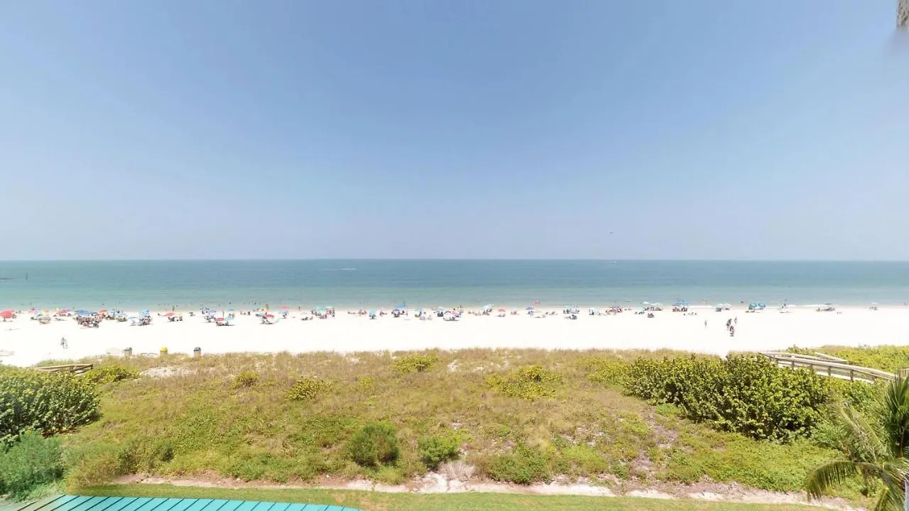 Incredible Views From Renovated Beachfront Getaway At The Apollo Holiday home *