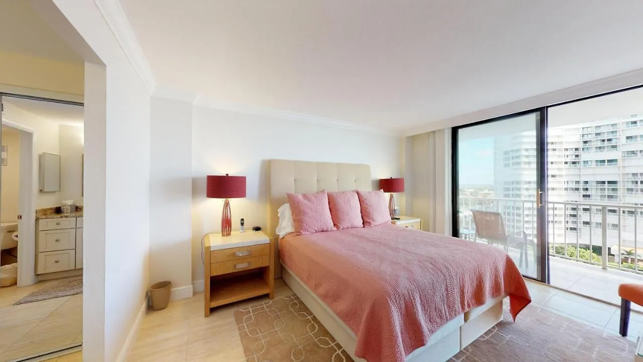 South Seas Tower 3 #1009 - Stunning 2/2 Beachfront W/endless View Holiday home Marco Island