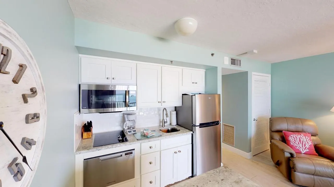 Recently Renovated Beachfront Gem In Paradise! * Marco Island
