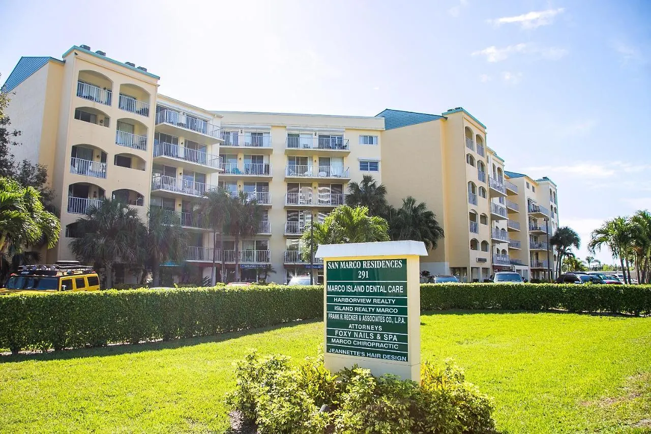 1 Bed Direct Beach Access, Close To J.w. Marriott!! *