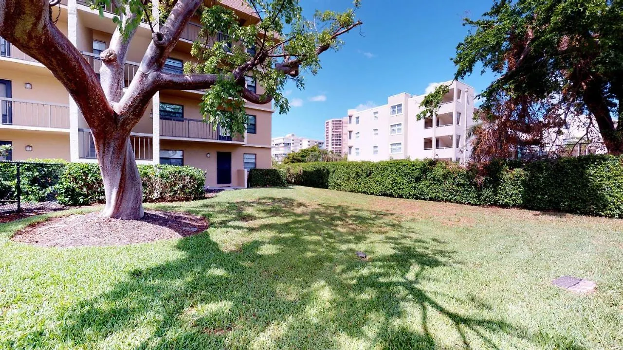 Holiday home Seaview #110 - Just Steps From 1 Of 4 Public Access Points