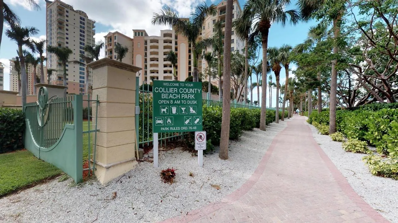 End Unit Steps From Access W/ No Crazy Prices!!! * ליבוניה