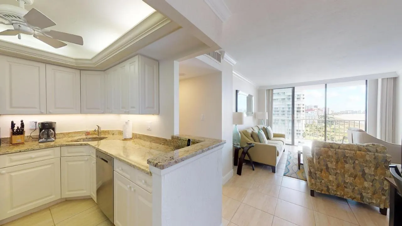 South Seas Tower 3 #1009 - Stunning 2/2 Beachfront W/endless View Holiday home Marco Island