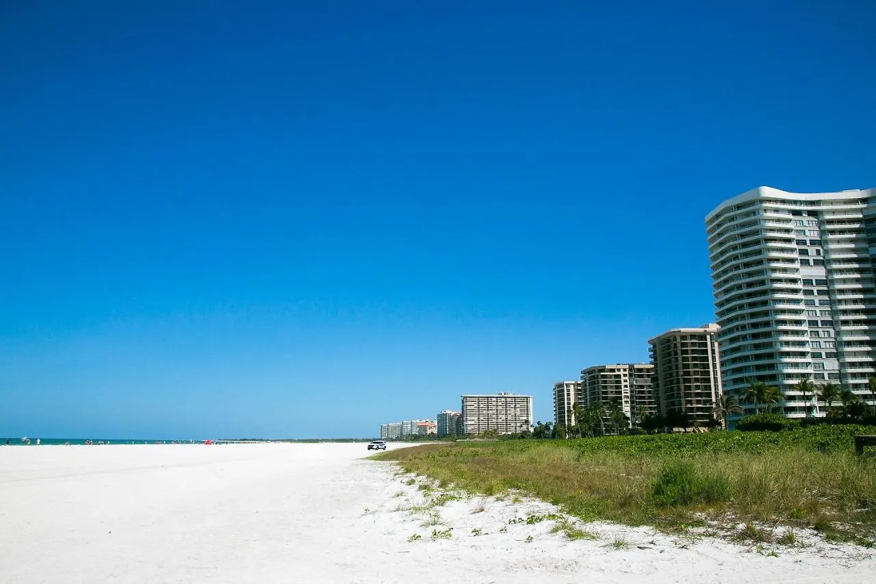 Holiday home Floor Condo, Steps Away From Jw Marriott And Access!!