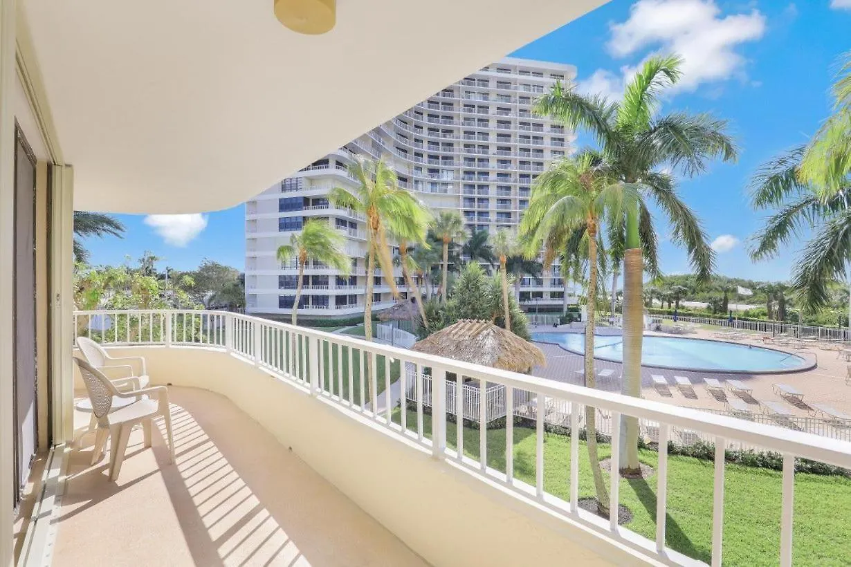 South Seas Tower 4-206 *