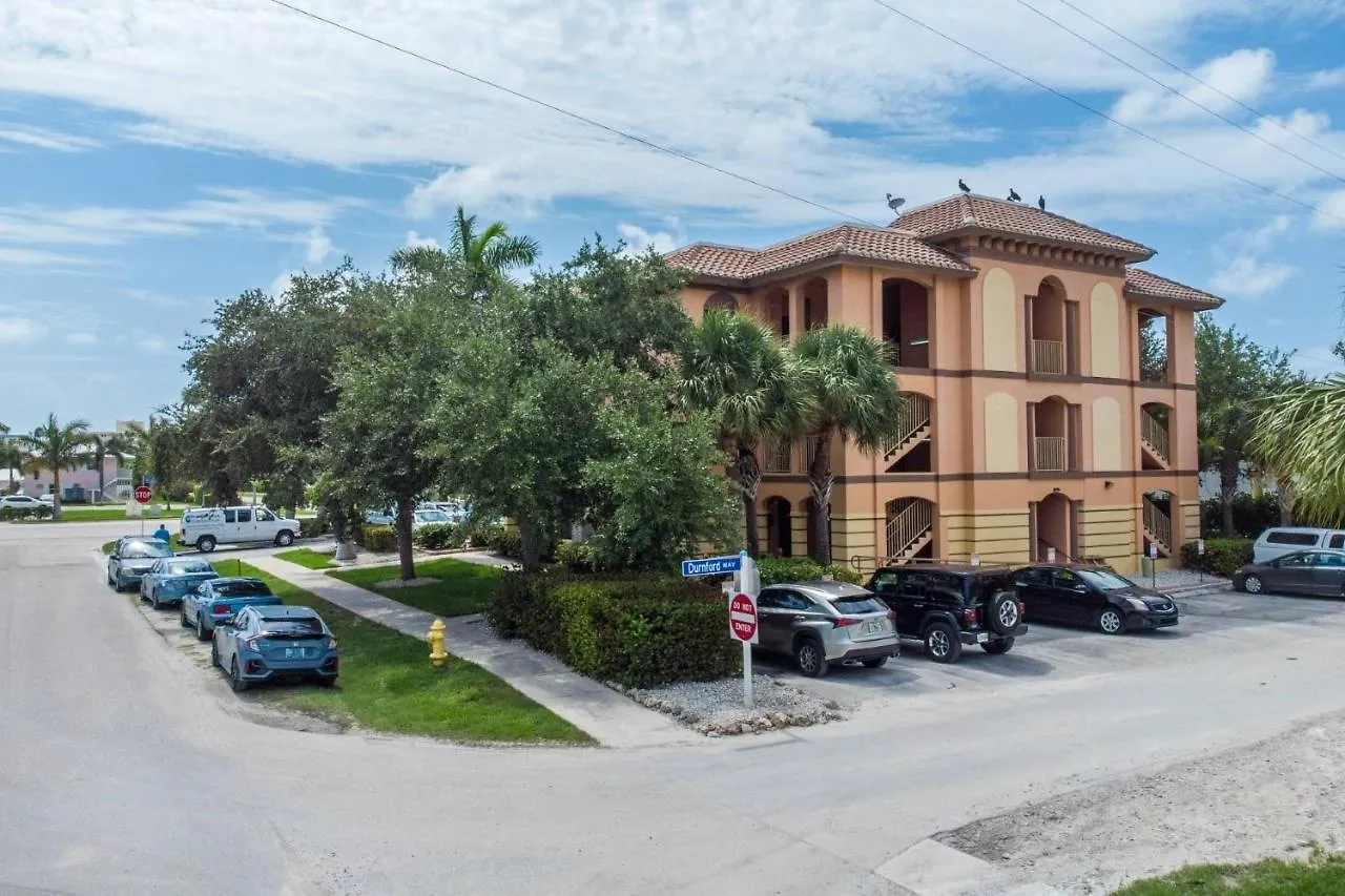 Royal Palm 203 Marco Island