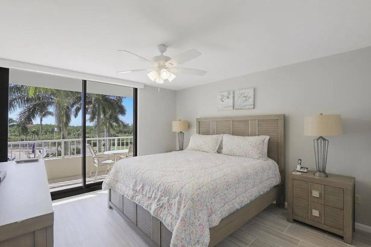 South Seas Tower 4-206 Semesterbostad