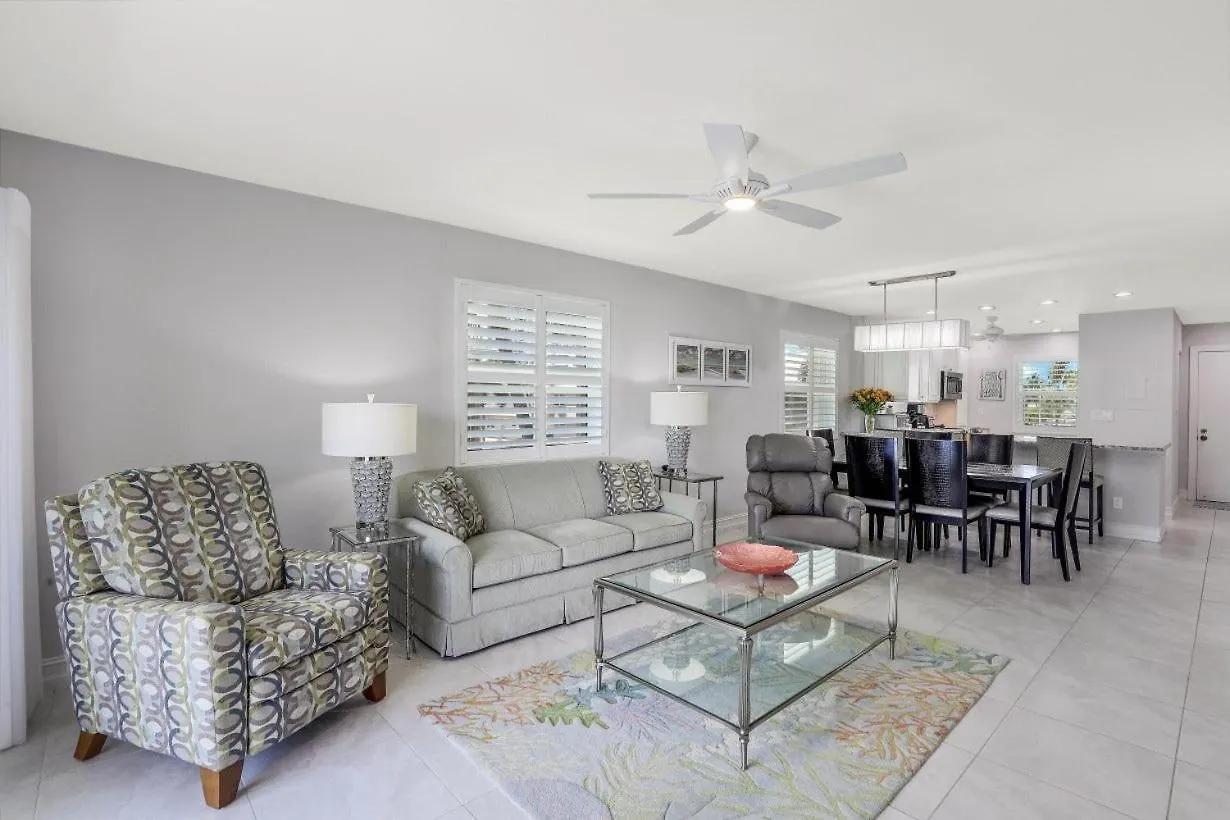 Beachview B-206