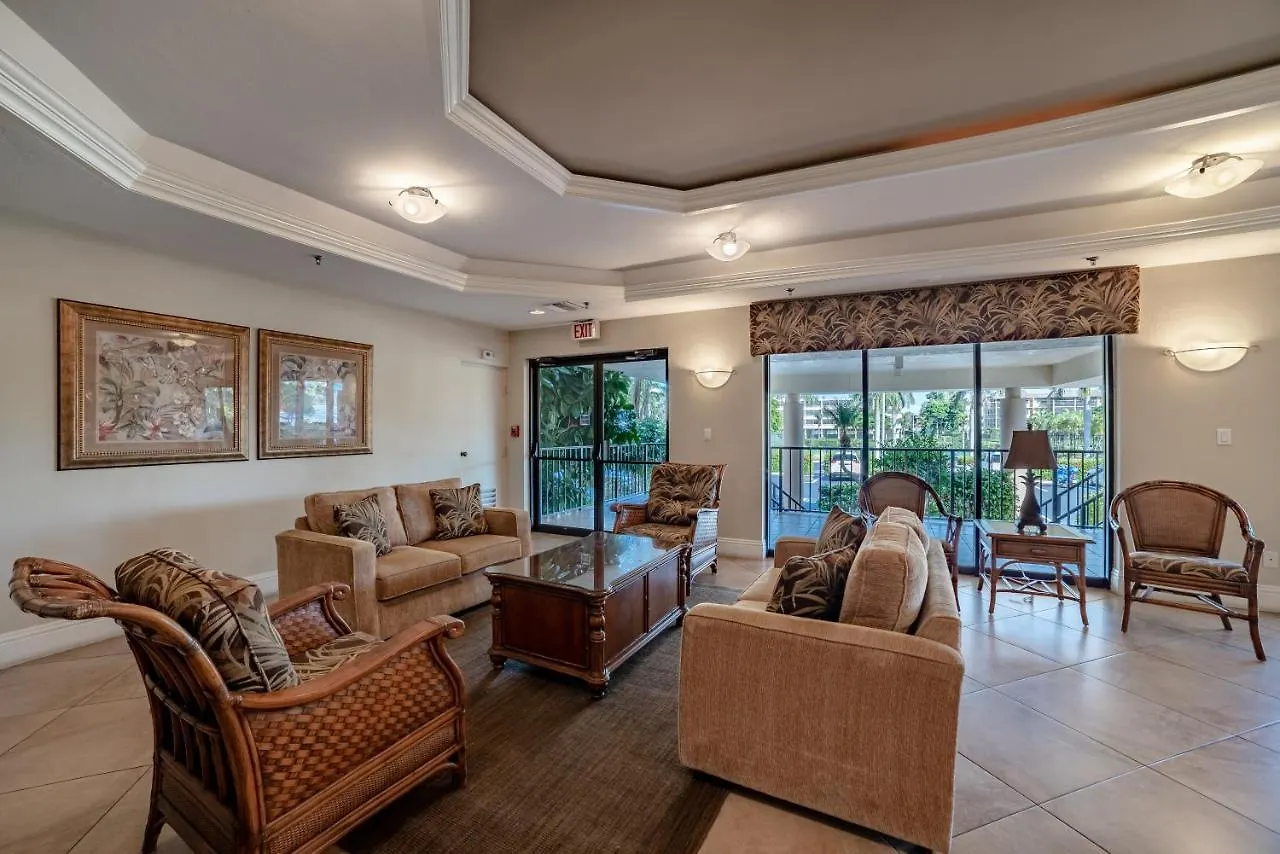 度假居 The Sea-winds I Renovated Beachfront 2 Bed 2 Bath *