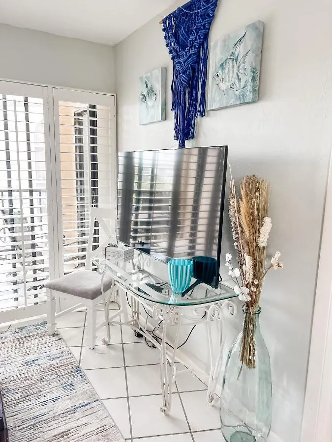 Knot A Care Remodeled Direct Water Access With Ocean And Pool Views Now Sleeps Six Aparthotel