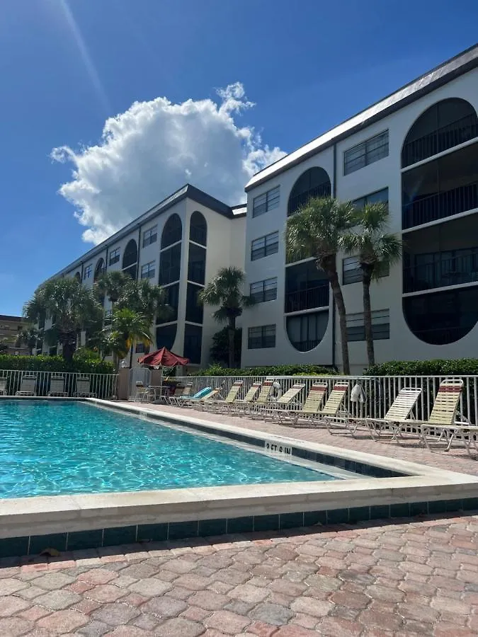Knot A Care Remodeled Direct Water Access With Ocean And Pool Views Now Sleeps Six Aparthotel *