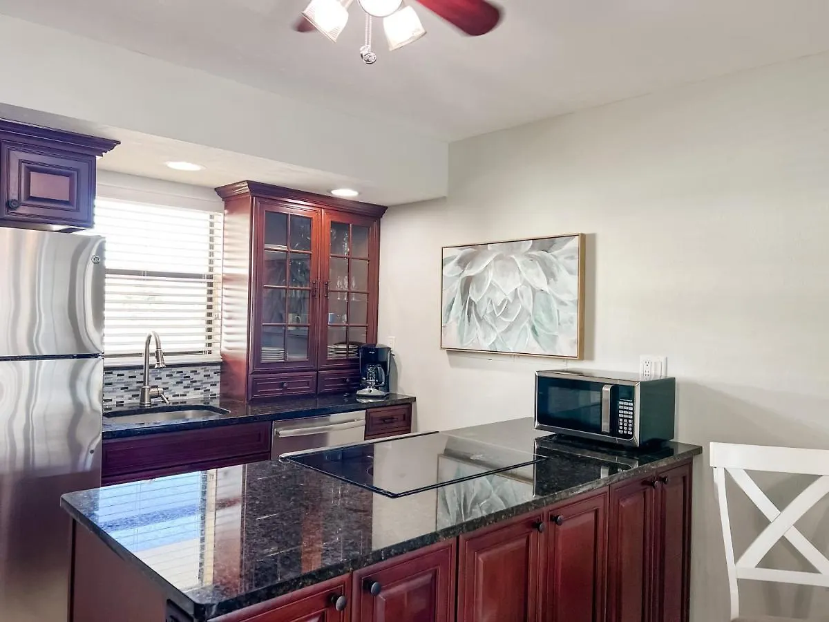 Aparthotel Knot A Care Remodeled Direct Water Access With Ocean And Pool Views Now Sleeps Six *