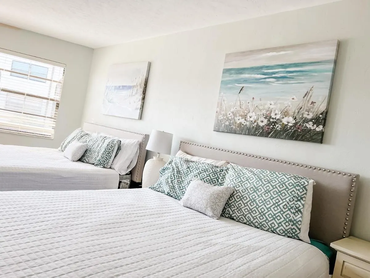 Knot A Care Remodeled Direct Water Access With Ocean And Pool Views Now Sleeps Six Aparthotel *