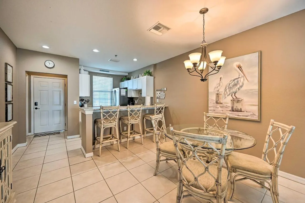 With Shared Pool And Hot Tub!