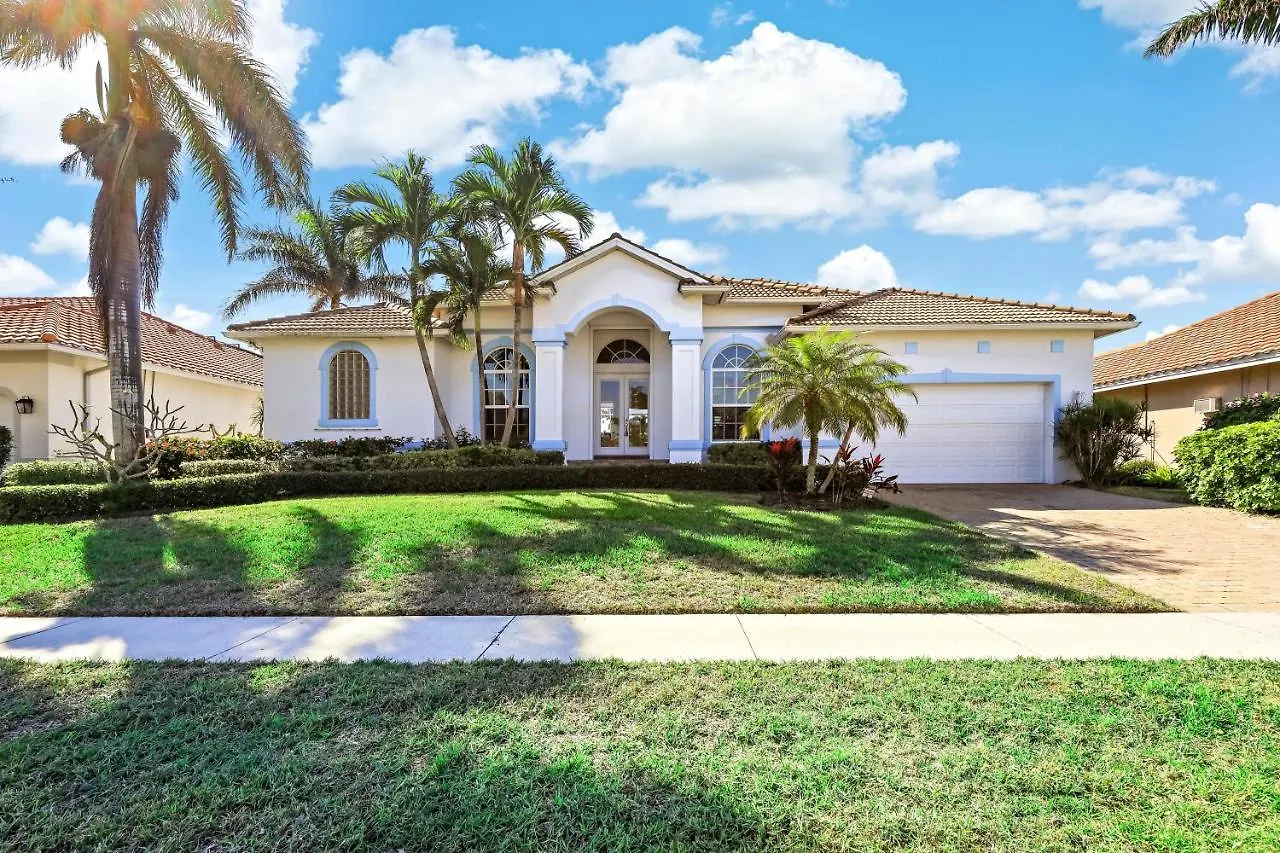 Holiday home 630 Kendall Drive Marco Island
