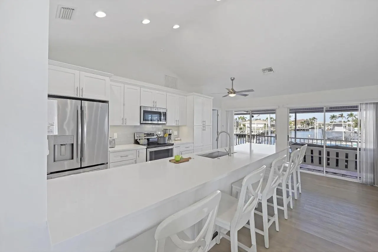 1414 Auburndale Avenue Holiday home Marco Island