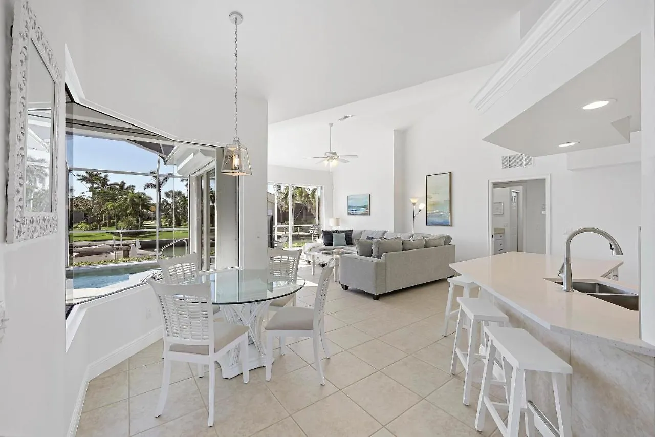 Holiday home 630 Kendall Drive Marco Island